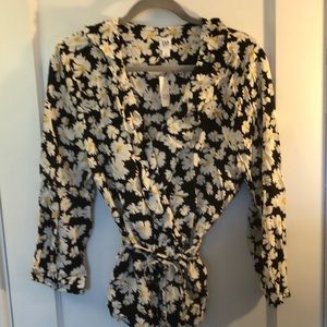 Gap flowered cross body peblum blouse